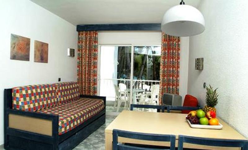 Apartamentos Ferrer Playa De Alcudia Port de Alcudia  ภายนอก รูปภาพ